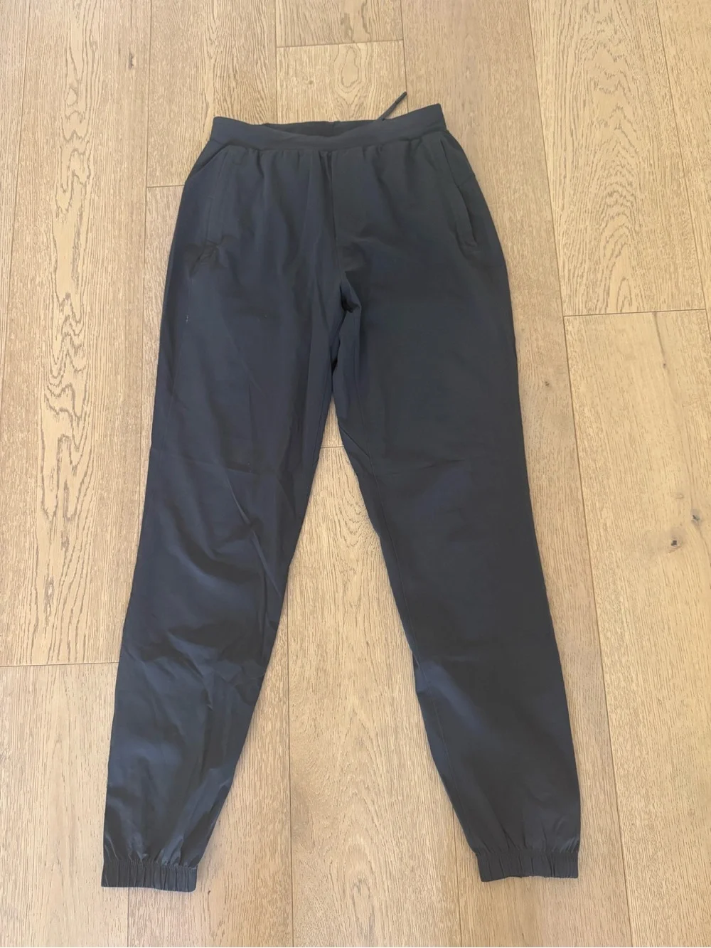 Lululemon Men’s Surge Jogger in Graphite Grey
